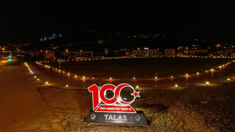 PARAŞÜT İNİŞ ALANINA 100. YIL ANITI!