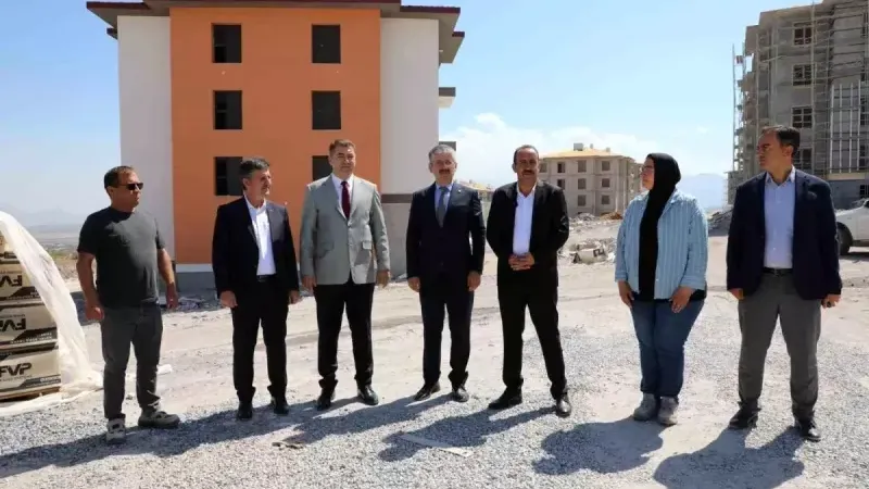 AK Parti Kayseri Milletvekili Şaban Çopuroğlu, İncesu ilçesindeki yatırımları yerinde inceledi
