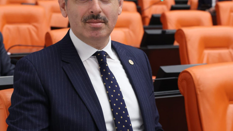 Milletvekili Şaban Çopuroğlu'ndan 23 Nisan mesajı