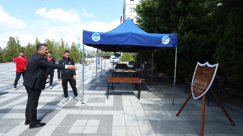 KAYSERİ BÜYÜKŞEHİR’DEN KAYÜ’LÜ ÜNİVERSİTE ÖĞRENCİLERİNE SICAK KARŞILAMA