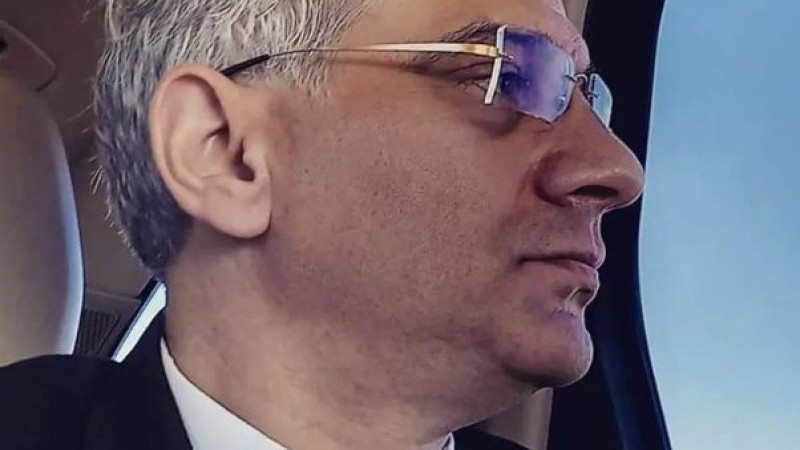 Eyüp Bozkurt: Ben Kimim!... Biz Kimiz!....