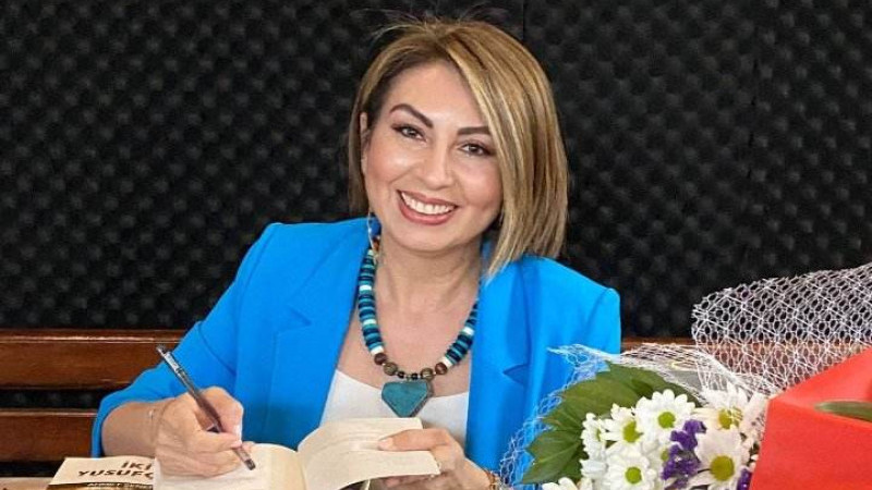 Meryem Akın: Gül Mevsimi 